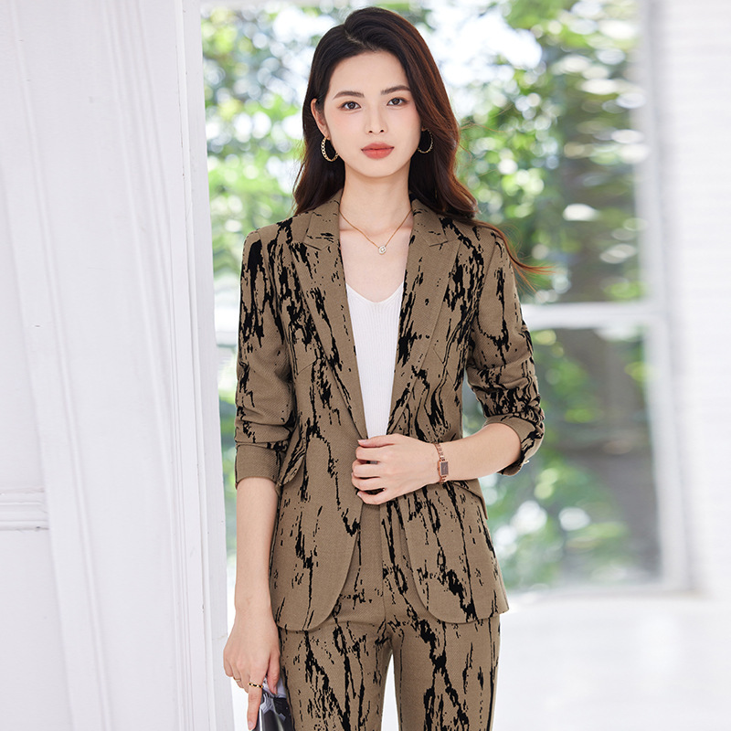 Women Formal Wear Look - Chaqueta de traje de alta gama